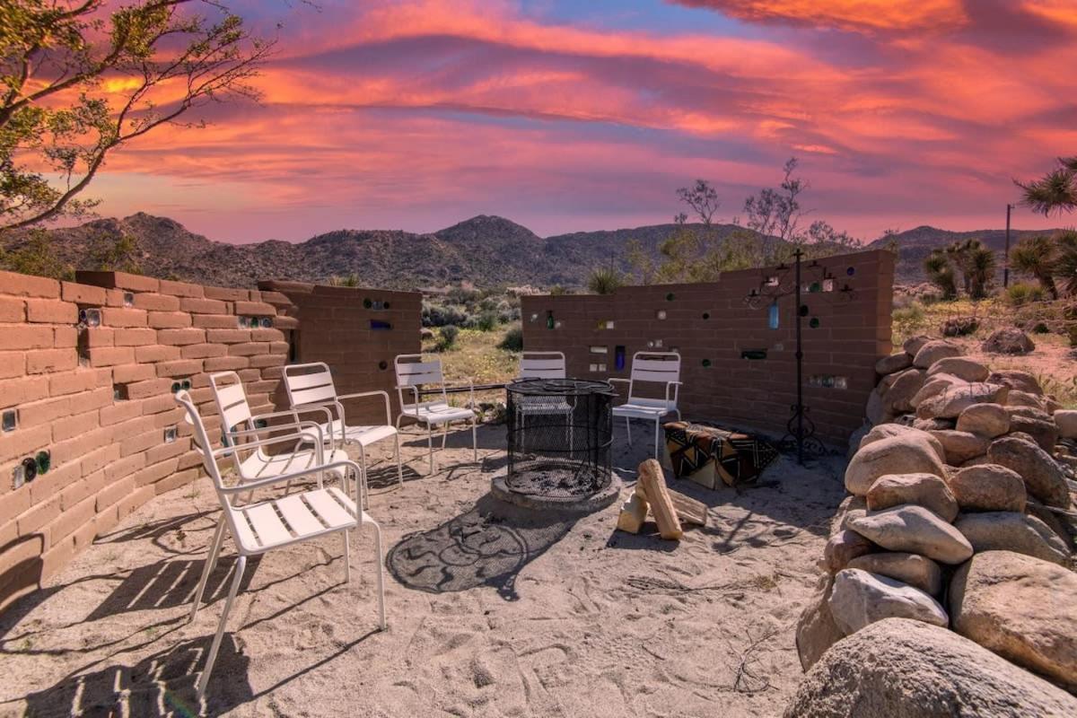 Renovated Lodge - Room 2 With Pool Access Joshua Tree Exterior foto